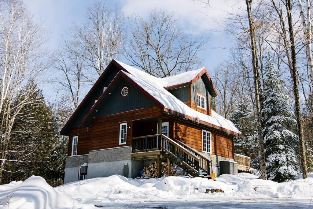 Dingle Run Lodge At Sir Sam'S Haliburton Exterior foto